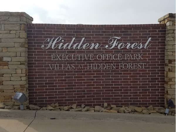 Villas at Hidden Forest marquee sign