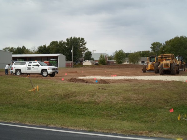 New location of the Dollar Store breaks ground