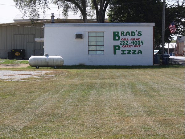 Brad's Pizza is located on North Main