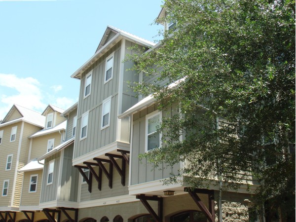 The Grander offers spacious townhomes in a quiet gated community with large covered marina!