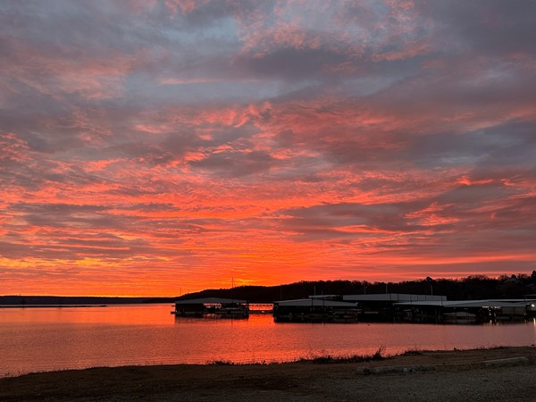What a amazing sunrise over the local marina 