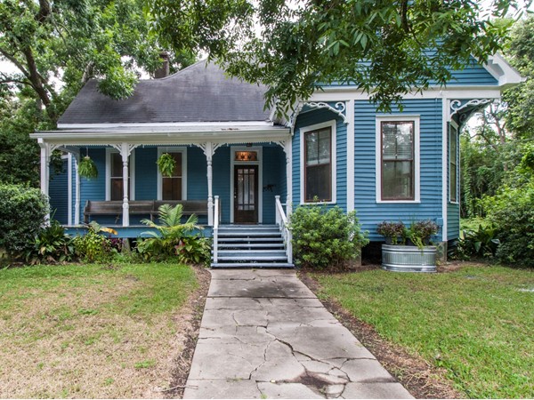 Victorian style home in downtown Abbeville