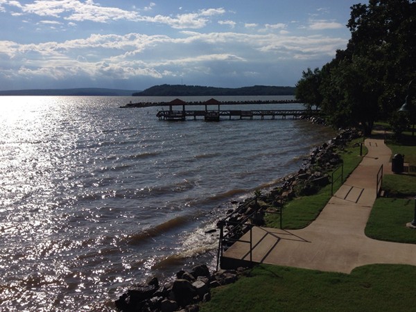 Lake Dardanelle Park is great place for picnics and fishing 