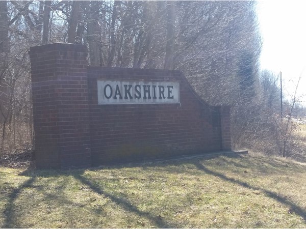 Entrance to Oakshire! Paved road country living with easy access to 50 Hwy 