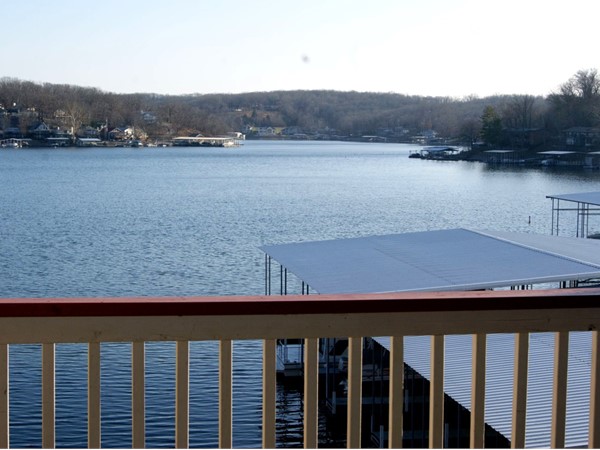 Aqua Fin offers great lake views with cove protection