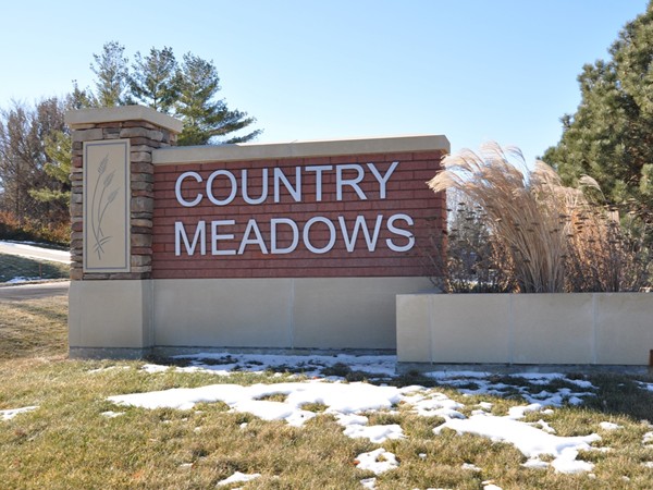 Main entrance to Country Meadows - one of Lincoln's in town acreage communities.
