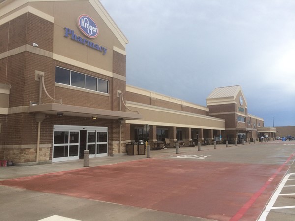The new Kroger on Airline Drive opened this morning, bringing with it 300 new jobs