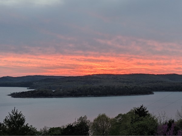Sunset over Table Rock Lake