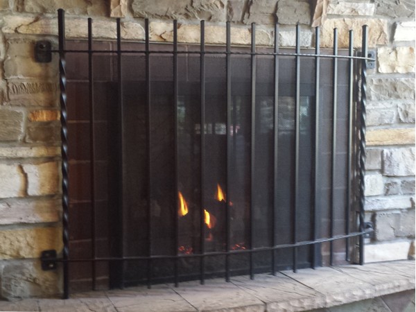 Kona Grill outside fireplace
