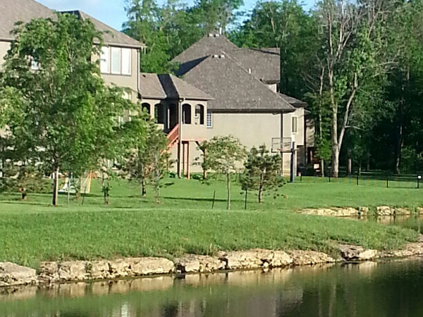Colton Lakes: Lakefront living in Overland Park.