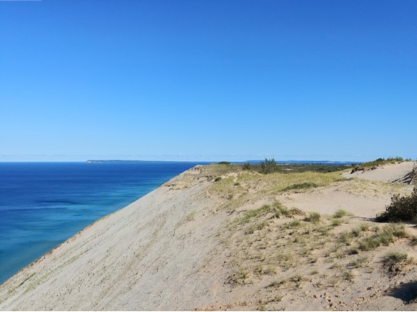 Experience the awesome beauty of Sleeping Bear Dunes at Pierce Stocking Drive