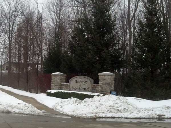 The Abbeys of Westland is a nice condominium community close to the high school. 