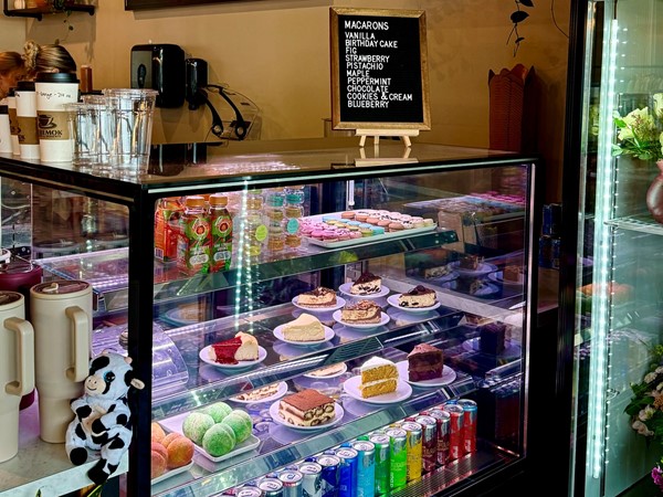 Teremok Coffee & Desserts in Sedaliat is family owned 