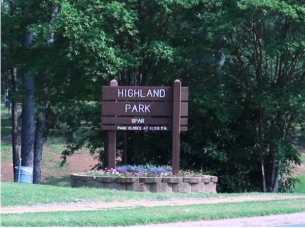 Entrance to Highland Park