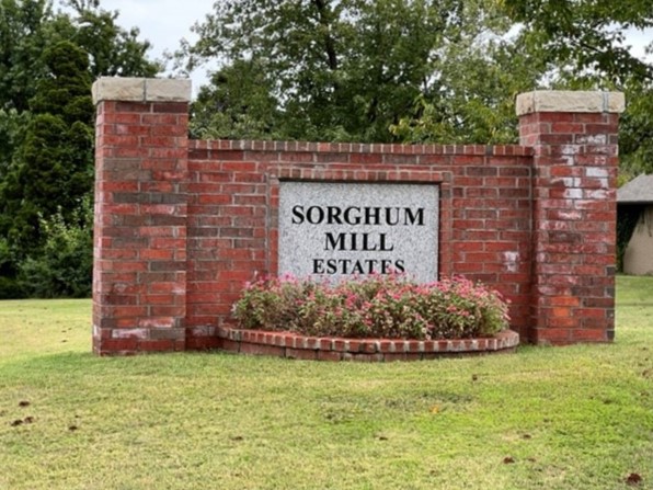 Sorghum Mill Estates entrance sign