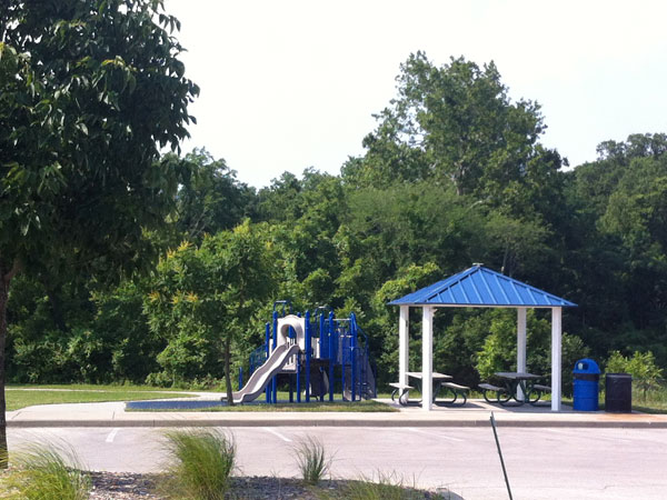 Happy Rock Park offers 2 playgrounds for the little ones to enjoy.
