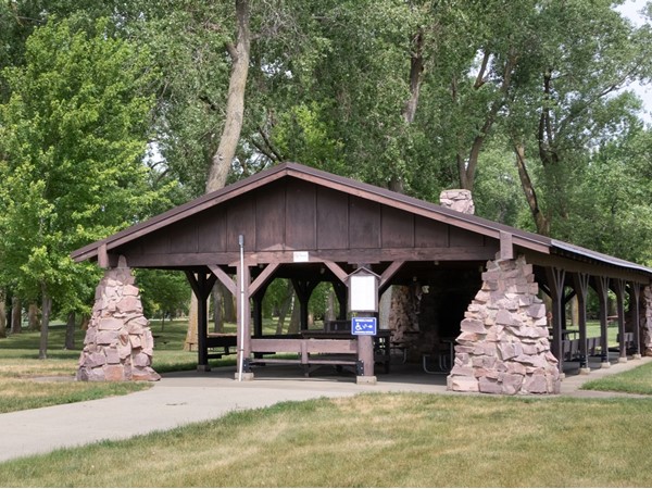 Snyder Bend Park has a shelter house for picnics