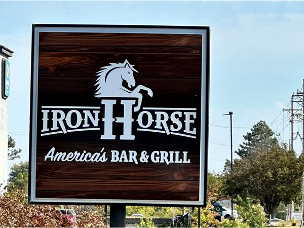 Iron Horse Bar & Grill - Lee’s Summit, MO 