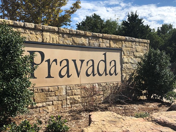 Beautiful community in Arcadia with lots available 