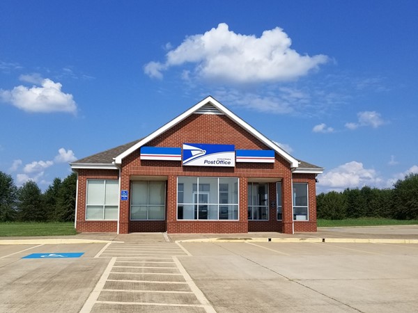 USPS is conveniently located by Win Meadow Lake off Highway 25