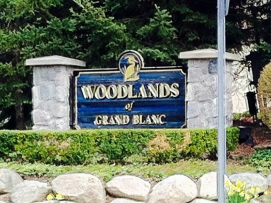 The entryway of Woodland Meadows of Grand Blanc