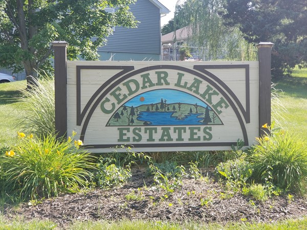 Cedar Lake Estates entry sign
