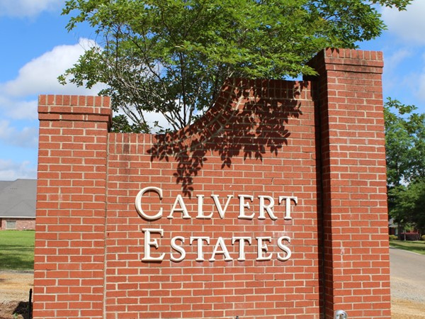 Calvert Estates is a luxury home development nestled around Calvert Crossing Golf Club