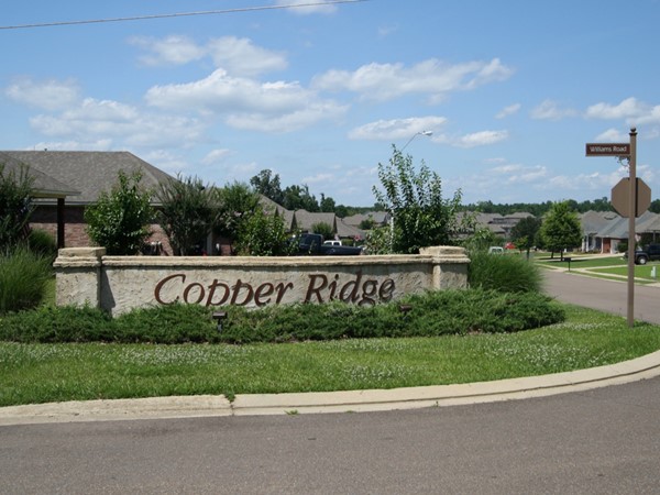 Beautiful entrance to Copper Ridge in Florence