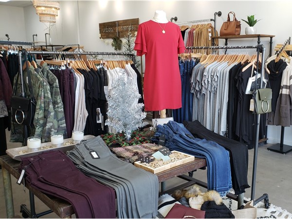 Urban Threads: A great new women's boutique in Parkville Commons