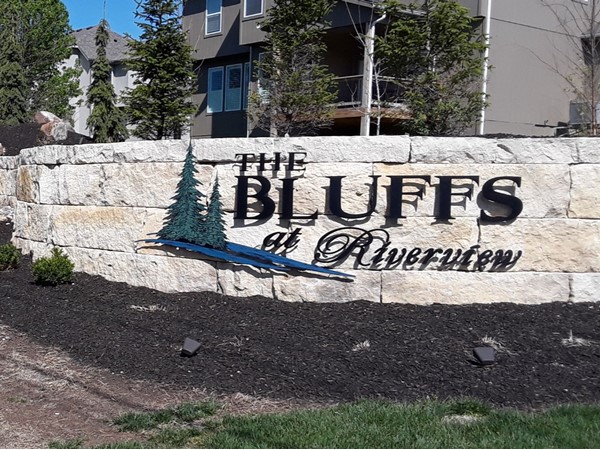 The Bluffs at Riverview Community in Shawnee KS