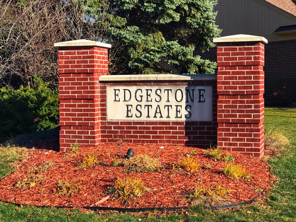 Edgestone Estates - Dequindre entrance 