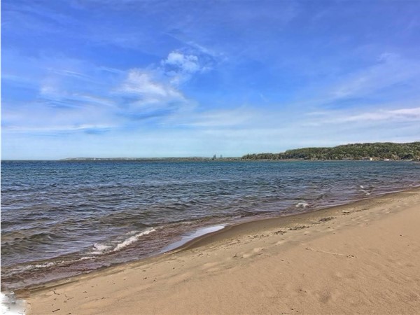 Grand Traverse Bay in Northport - Shared access from Cherry Home Shores