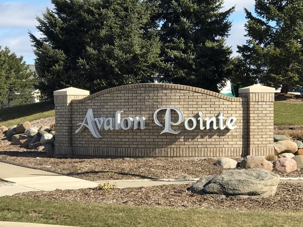 Avalon Pointe entrance