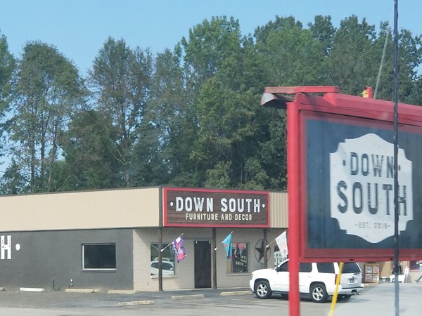 Down South Furniture and Decor in El Paso near Toneyville
