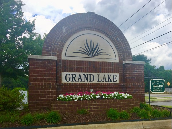 Grand Lake entrance