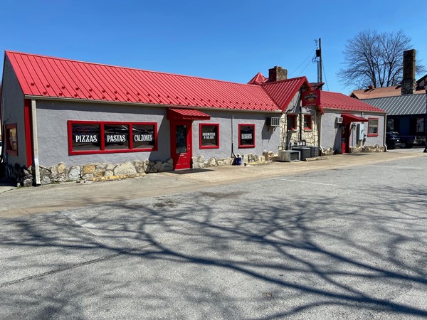 Hook & Ladder Pizza Co. - Good pizza and subs