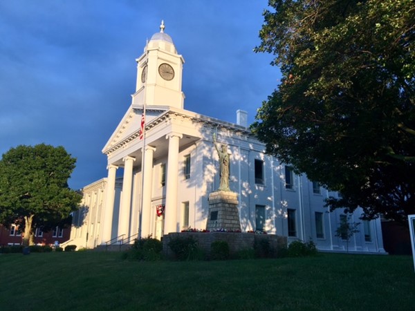 Lafayette County Courthouse, circa 1847, in Lexington. Construction costs were $14,382
