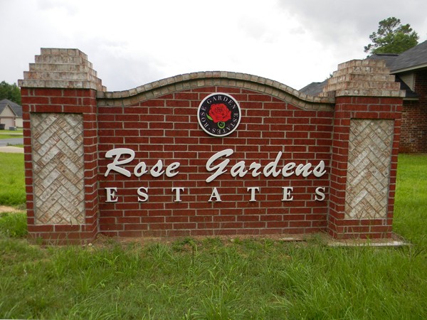 Rose Gardens Estates provides a quaint, family-friendly neighborhood environment