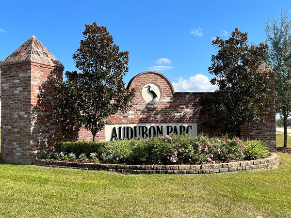 Audubon Parc entrance from Tiger Bend