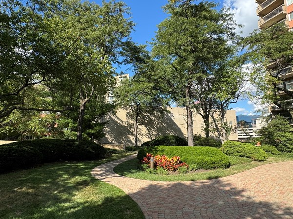 Enjoy the beautiful private gardens at San Francisco Tower