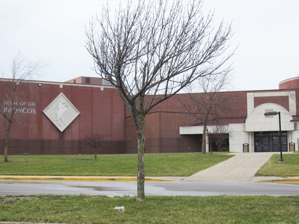 Back Entrance to Lee's Summit North High School