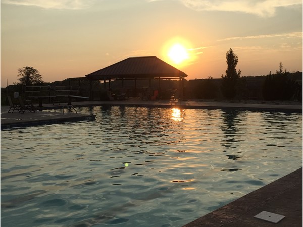 Beautiful evening hanging out at the Seven Bridges pool