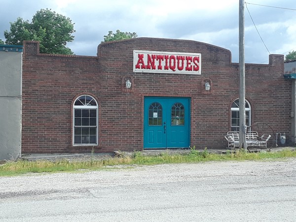 Not only does Bates City have BQB but Antiques too