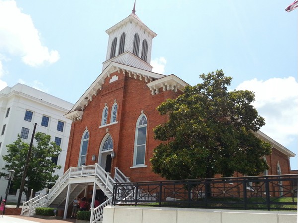 Dexter Ave. King Memorial Baptist Church.  The decision to boycott the buses was made here.