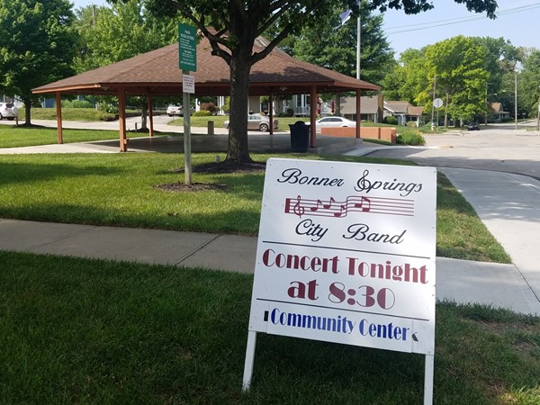 Free band concerts in Bonner Springs. The bands practice at Kelly Murphy Park sometimes  