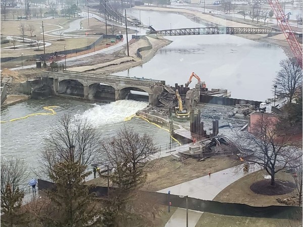 The Hamilgon Dam being demolished in Flint