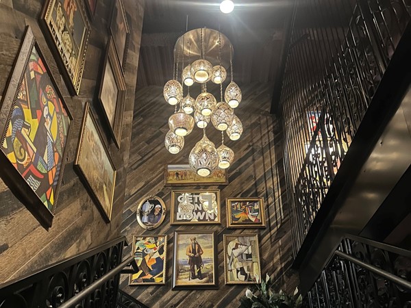 Puttery- mini golf upstairs, a timeless bar downstairs. This place has all the vibes!
