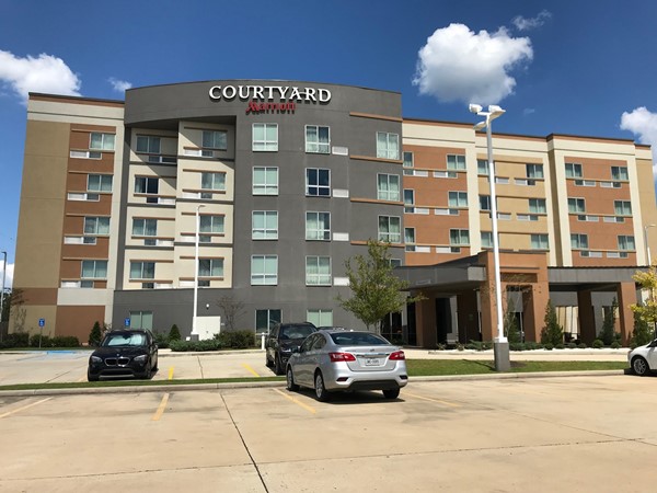 Courtyard Marriott - hotel and meeting space