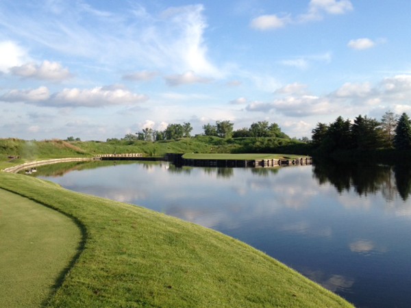 Number 17 at Eagle Eye.  Notice the water? A replica to #17 at TPC Sawgrass in Florida