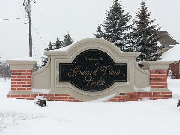 The entrance to Grand View Lake subdivision,
